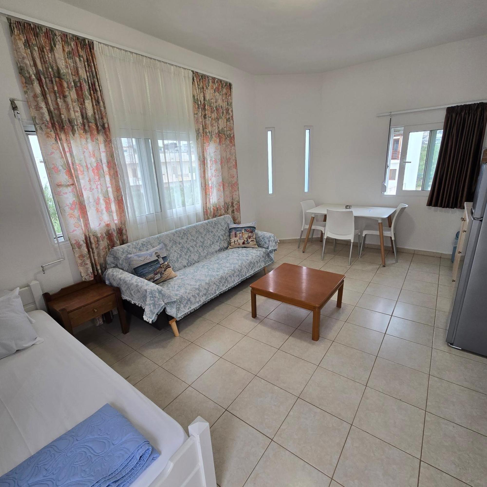 Soula Appartments Makrýgialos Rom bilde